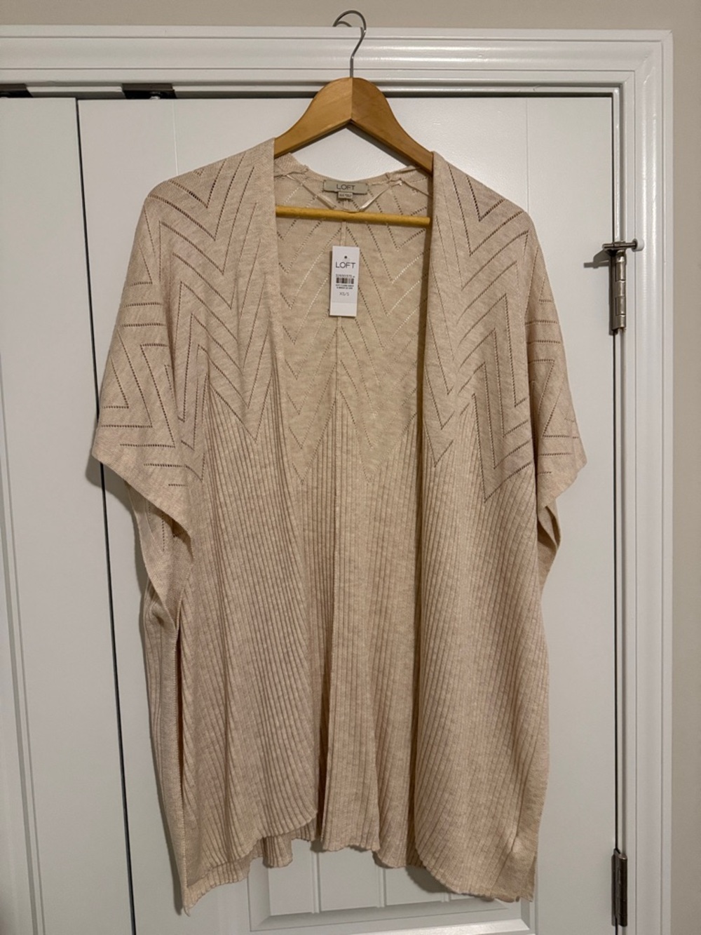 LOFT Neutral Chevron Open Cardigan